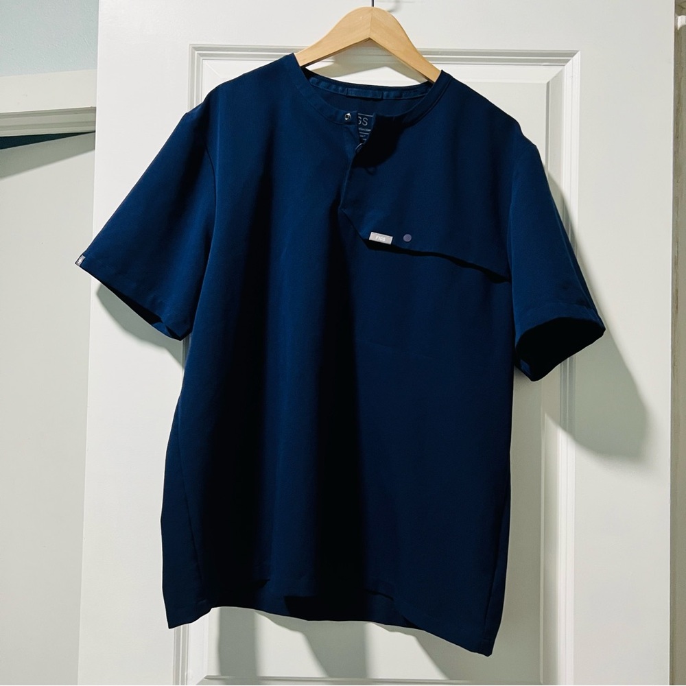 FIGS Corfield Henley Scrub Top Size XL Navy Blue Technical Collection Medical - Picture 4 of 11